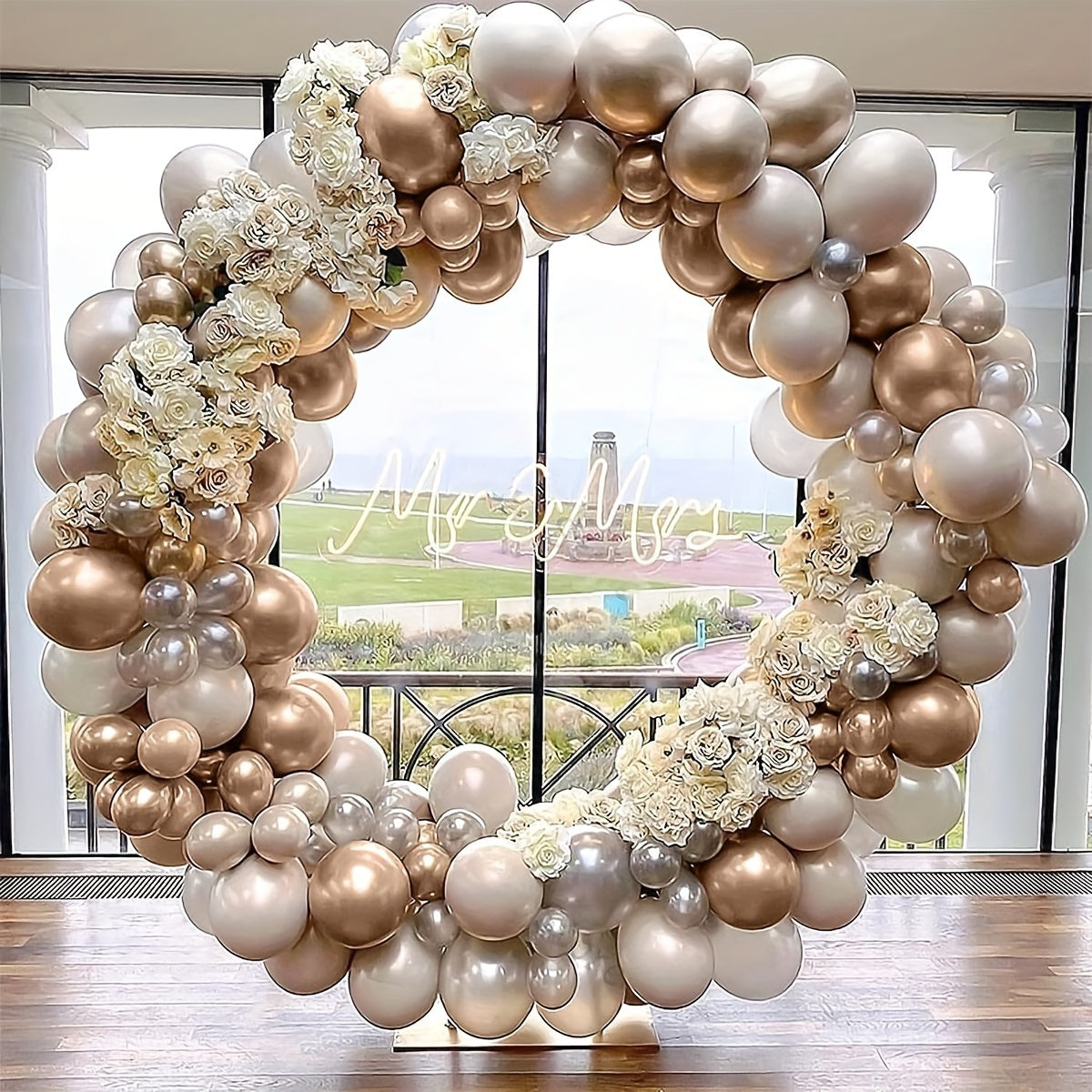 Champagne assorted palette 60pcs